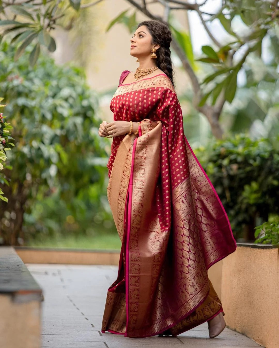 Petrichor Maroon Soft Silk Saree With Redolent Blouse Piece