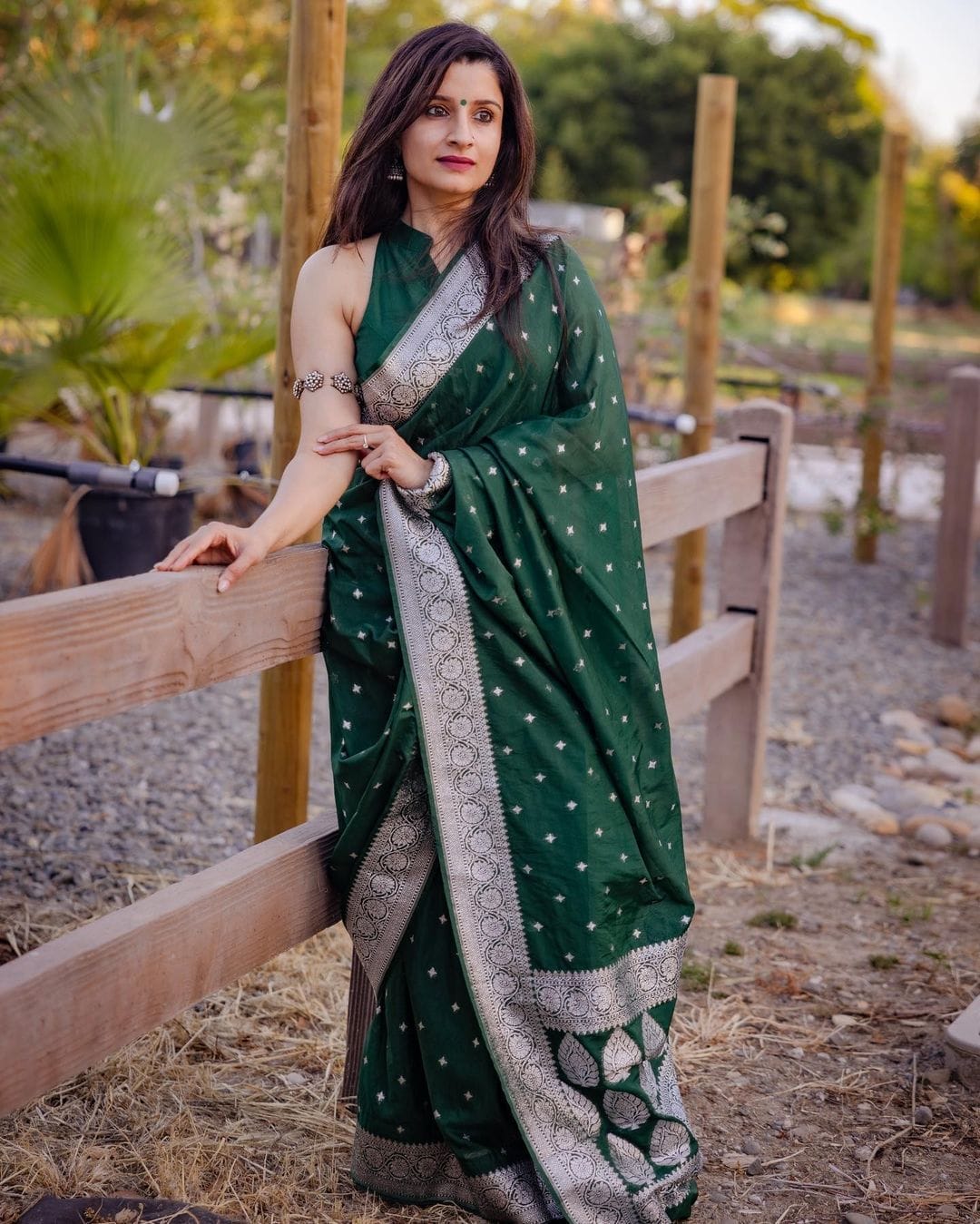 Moiety Green Cotton Silk Saree With Sensational Blouse Piece