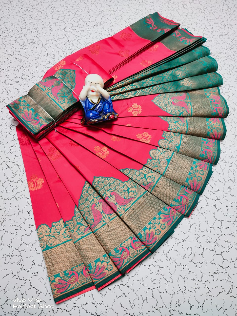 Snappy Dark Pink Soft Banarasi Silk Saree With Ephemeral Blouse Piece