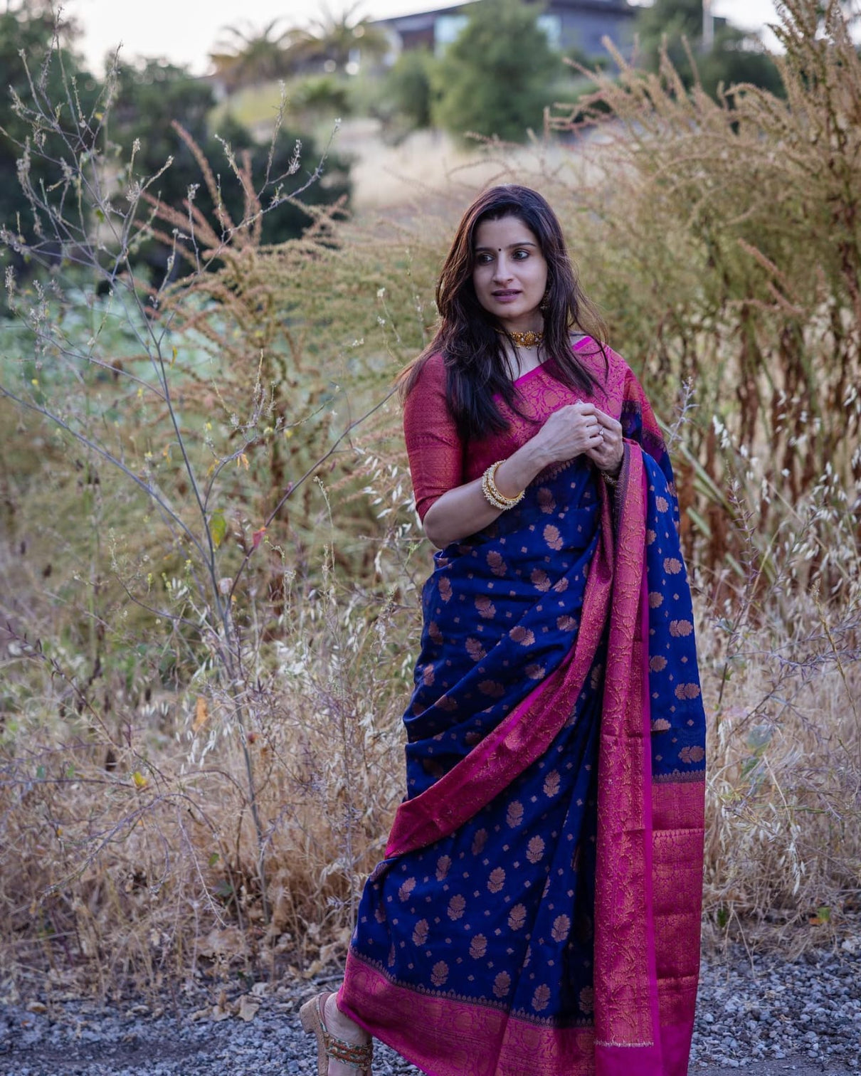 Hypnotic Blue Soft Silk Saree With Comely Blouse Piece