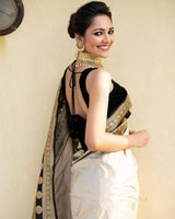 Captivating Off White Soft Silk Saree With Prominent Blouse Piece
