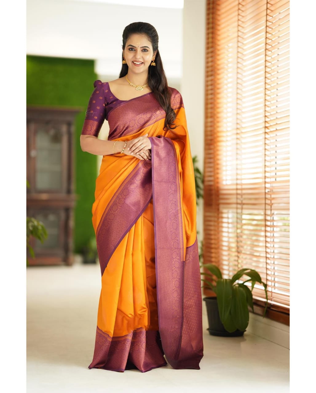 Smashing Yellow Soft Silk Saree With Scrumptious Blouse Piece