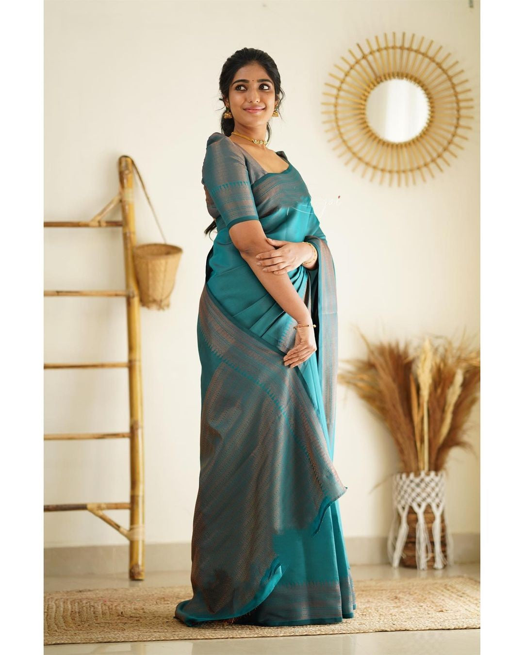 Eloquence Rama Soft Silk Saree With Lagniappe Blouse Piece