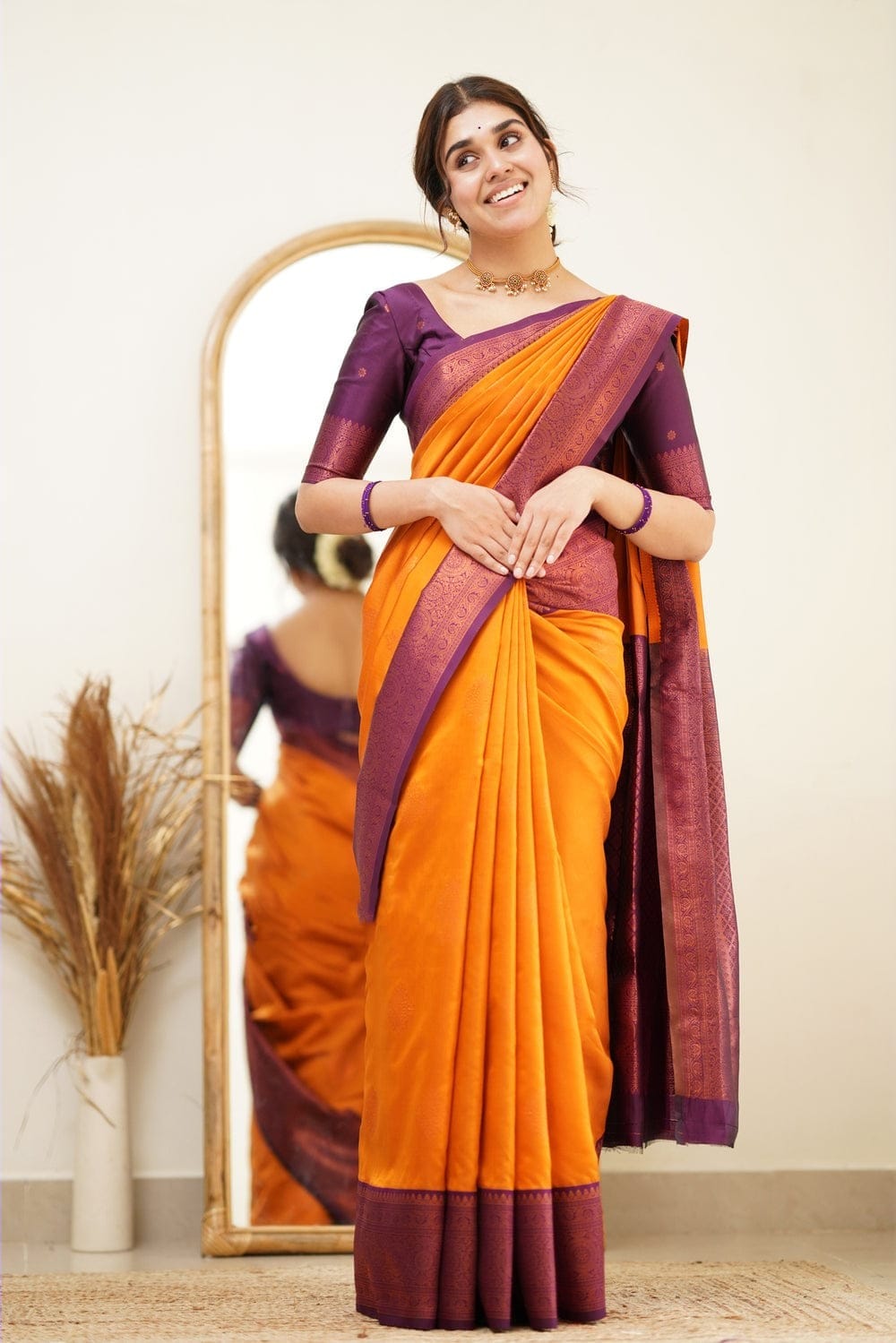 Smashing Yellow Soft Silk Saree with Proficient Artistic Piece