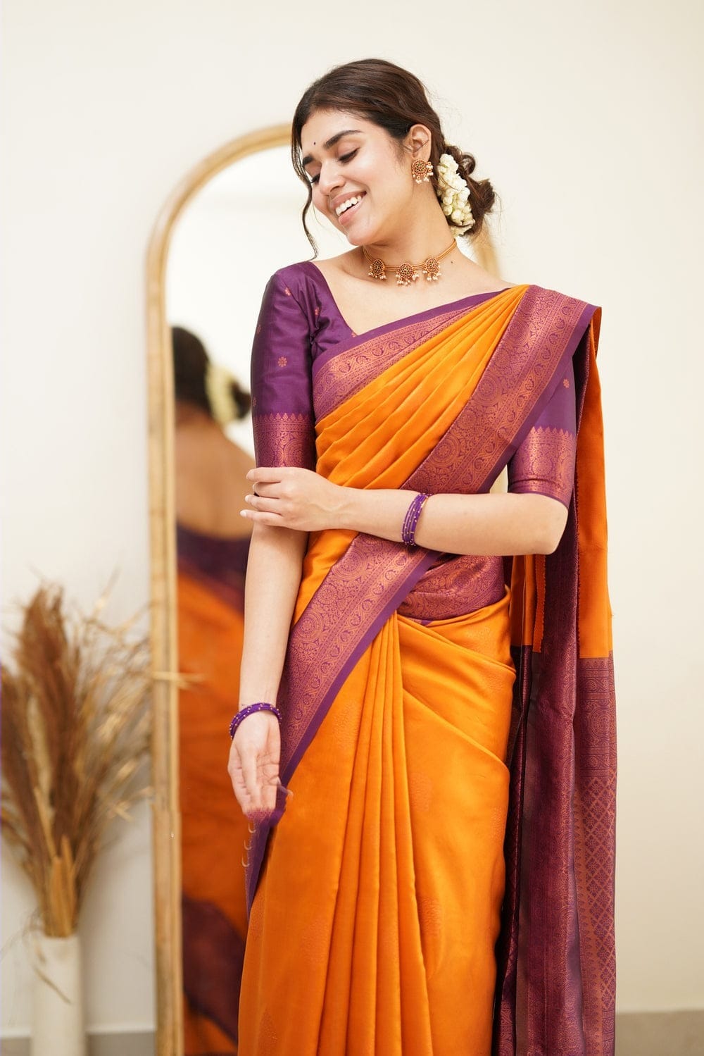 Smashing Yellow Soft Silk Saree with Proficient Artistic Piece