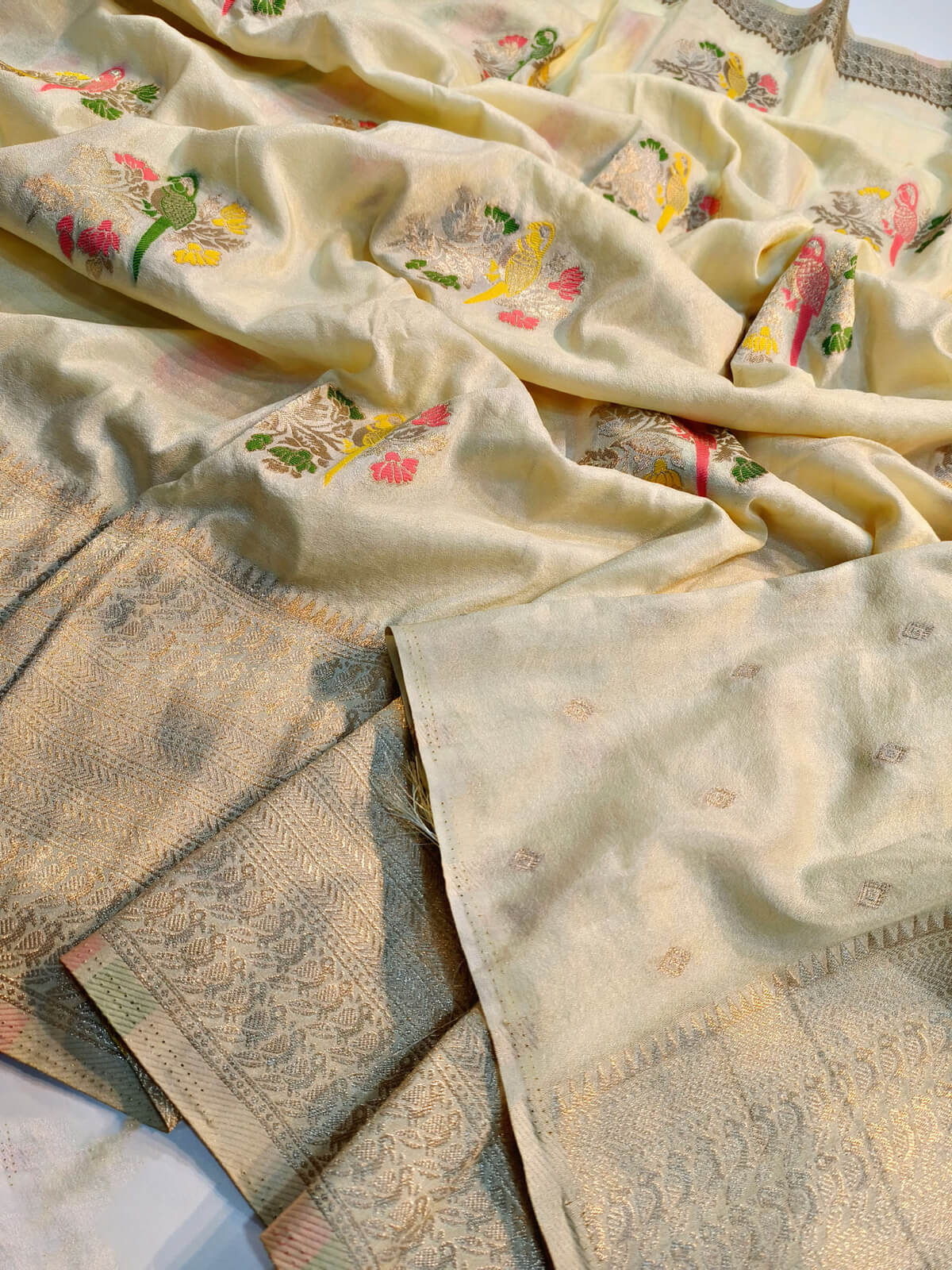Vibrant Beige Banarasi Dola Silk Saree With Designer Blouse Piece