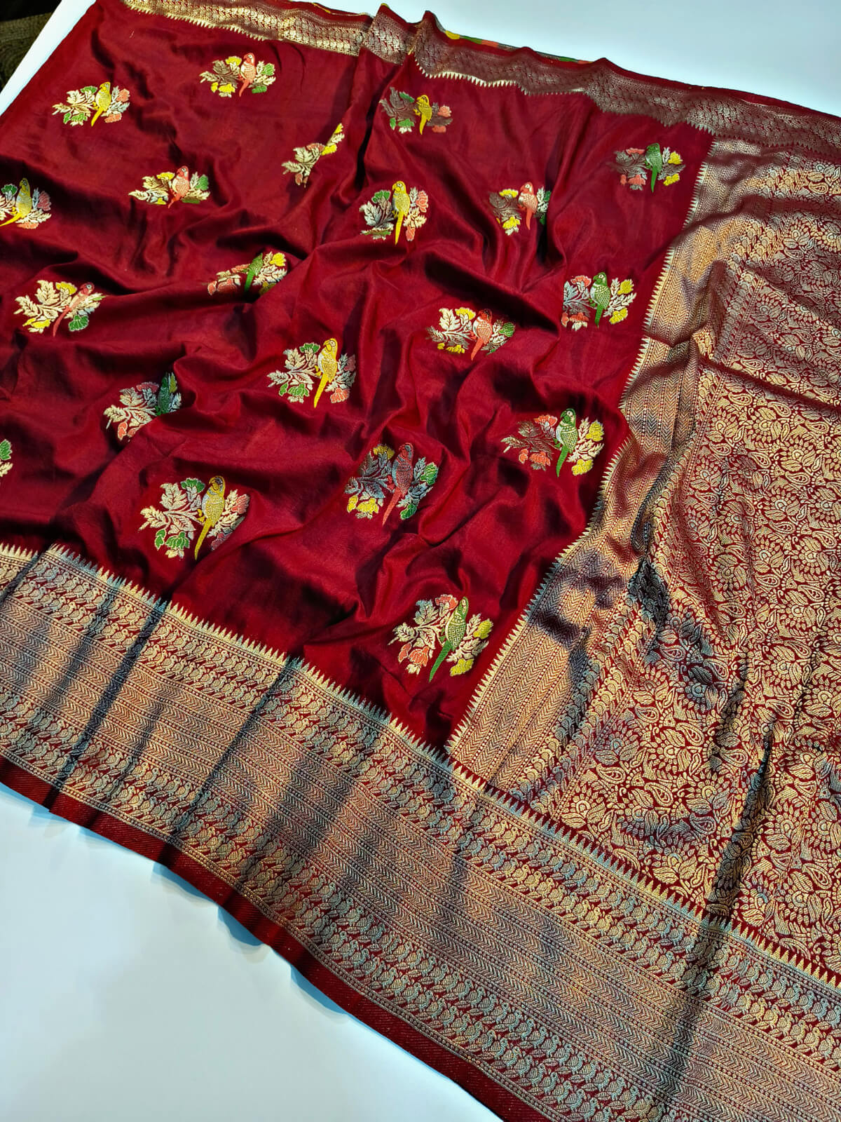 Impressive Maroon Banarasi Dola Silk Saree With Desirable Blouse Piece