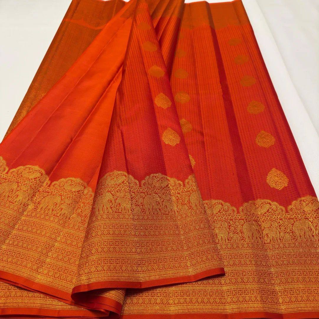Scrupulous Red Soft Silk Saree With Imaginative Blouse Piece