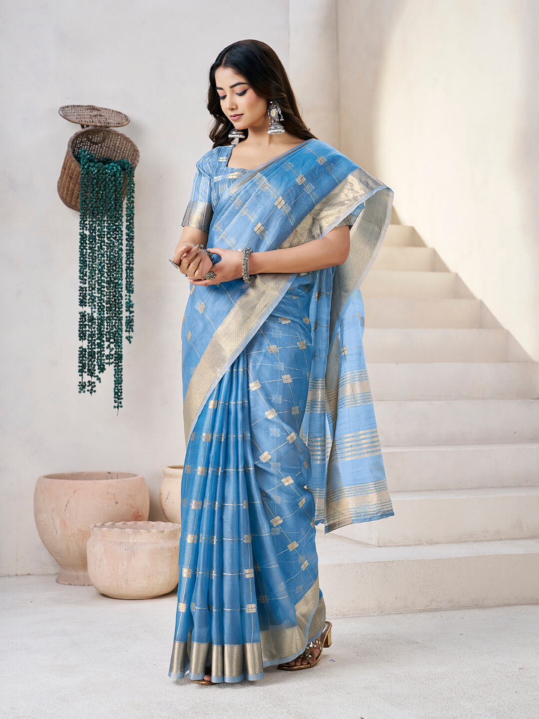 Bucolic Blue Zari Weaving Linen Silk Saree With Appealing Blouse Piece
