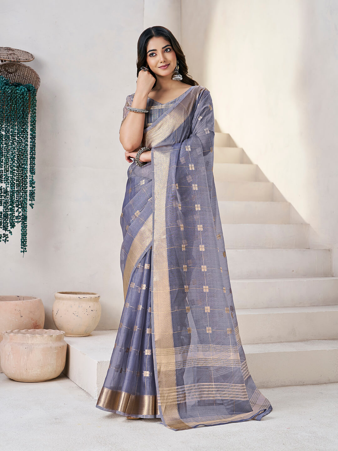 Extraordinary Grey Zari Weaving Linen Silk Saree With Dissemble Blouse Piece