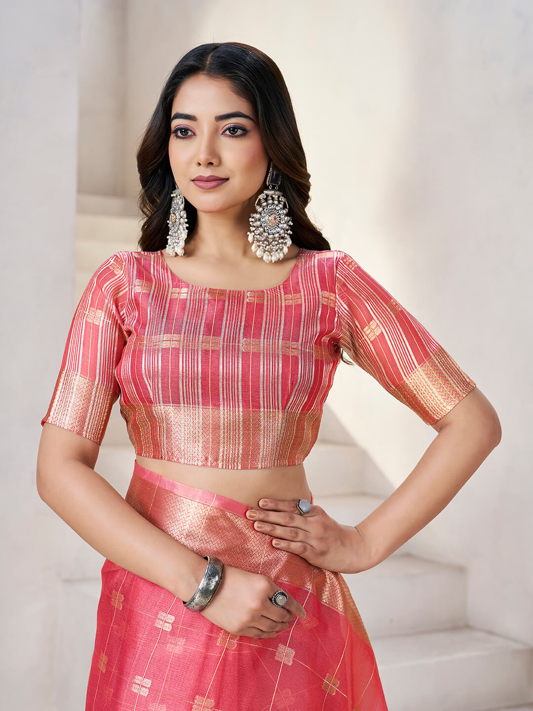 Admirable Pink Zari Weaving Linen Silk Saree With Chatoyant Blouse Piece