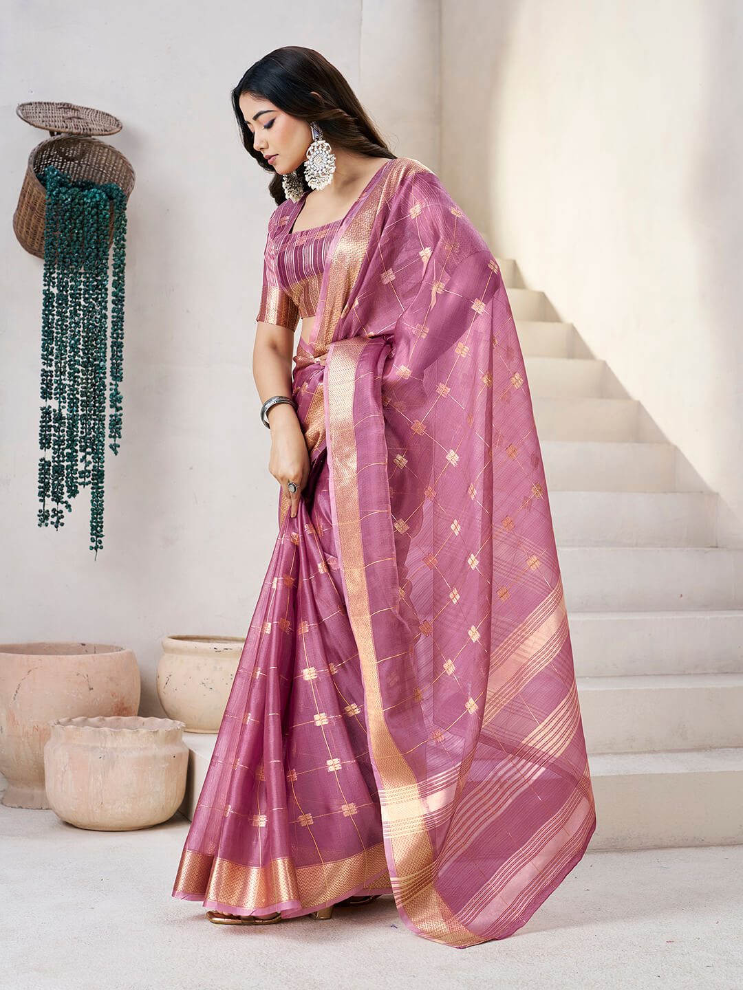 Magnificat Wine Zari Weaving Linen Silk Saree With Rhapsody Blouse Piece