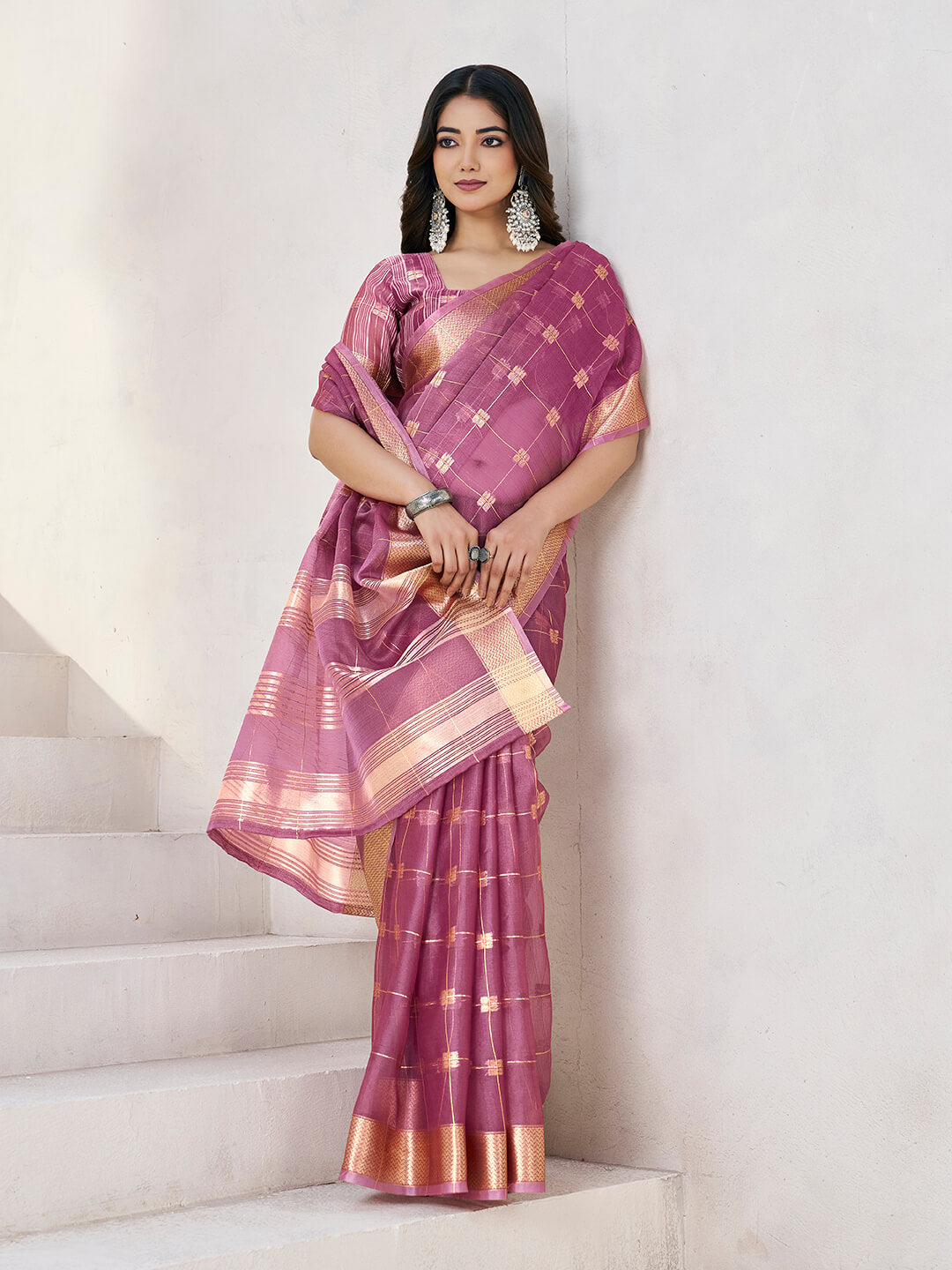 Magnificat Wine Zari Weaving Linen Silk Saree With Rhapsody Blouse Piece
