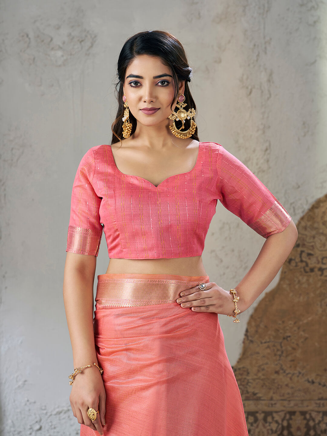 Skinny Pink Zari Weaving Linen Silk Saree With Seraglio Blouse Piece