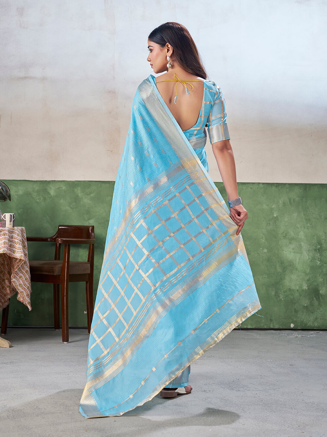 Scintilla Firozi Zari Weaving Linen Silk Saree With Adorable Blouse Piece