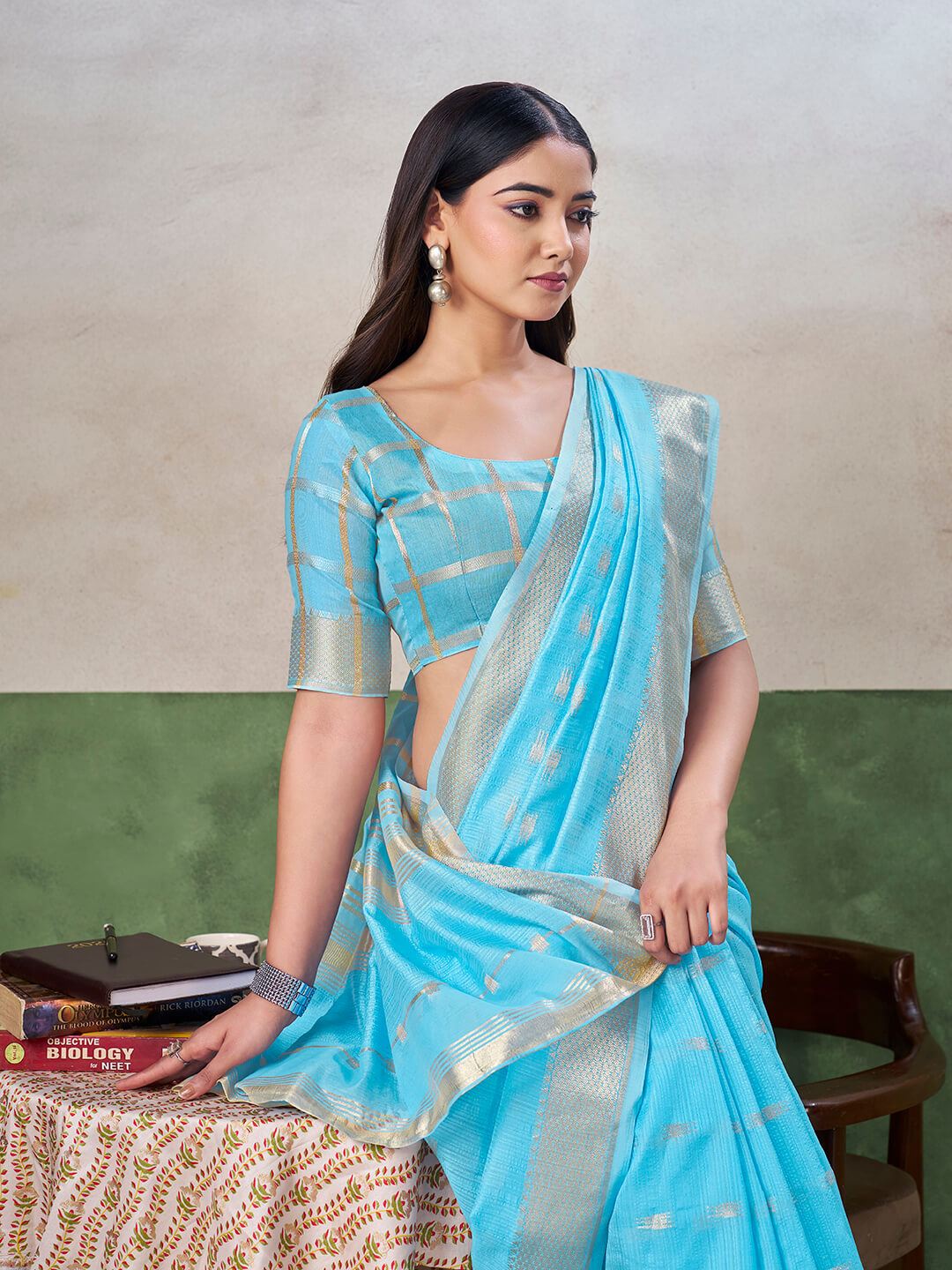 Scintilla Firozi Zari Weaving Linen Silk Saree With Adorable Blouse Piece