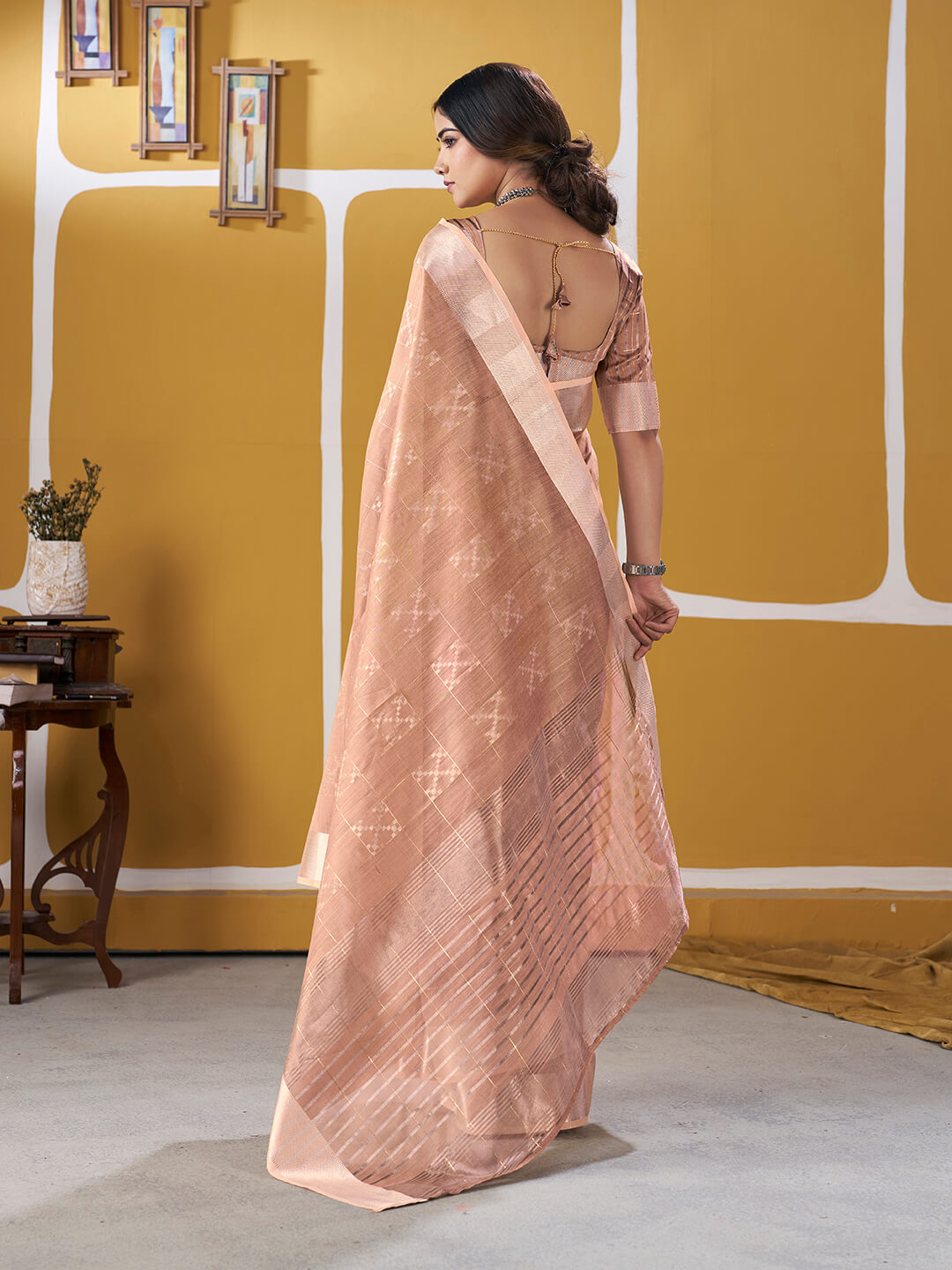 Resonant Peach Zari Weaving Linen Silk Saree With Excellent Blouse Piece