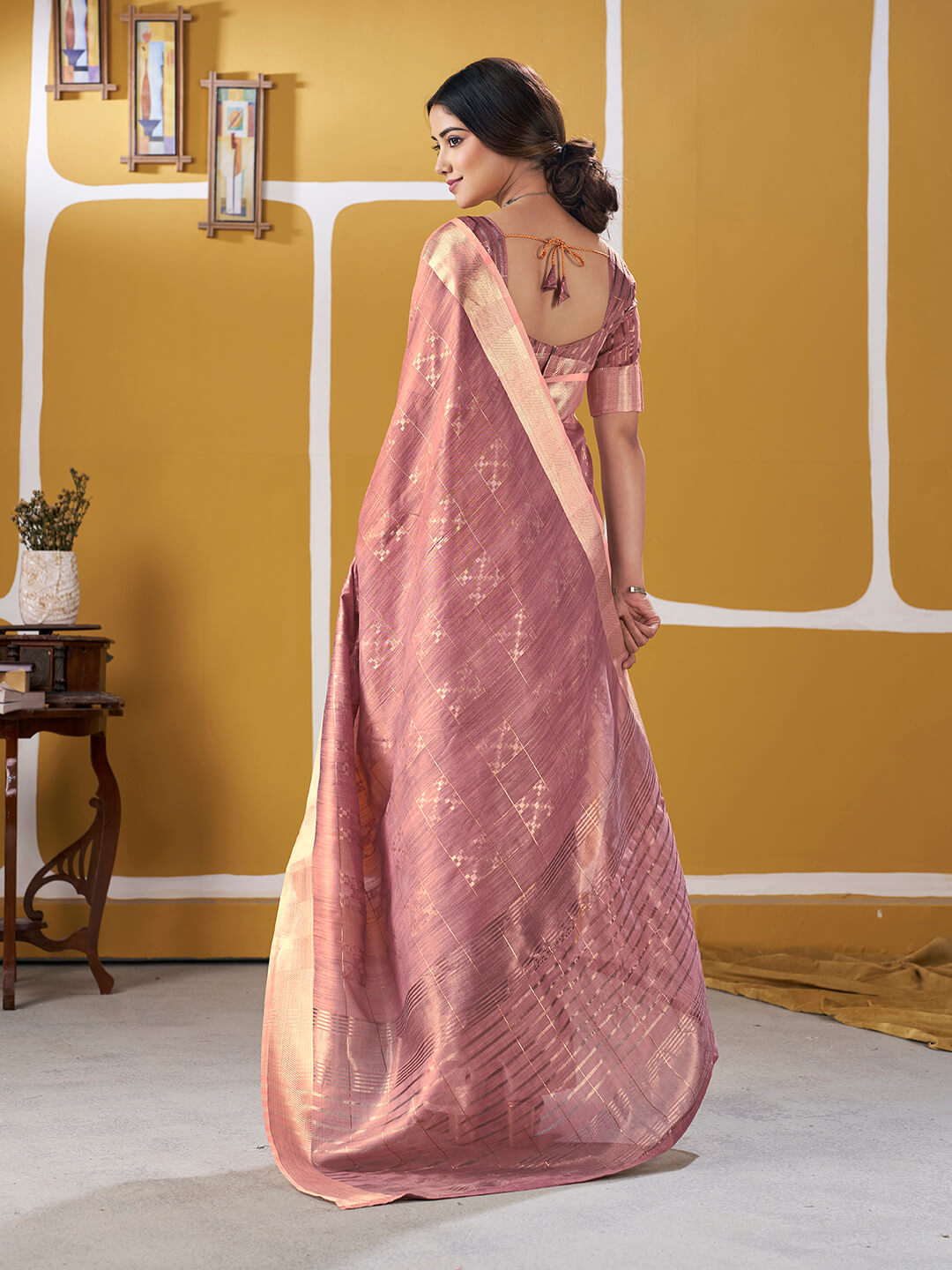 Forbearance Pink Zari Weaving Linen Silk Saree With Felicitous Blouse Piece