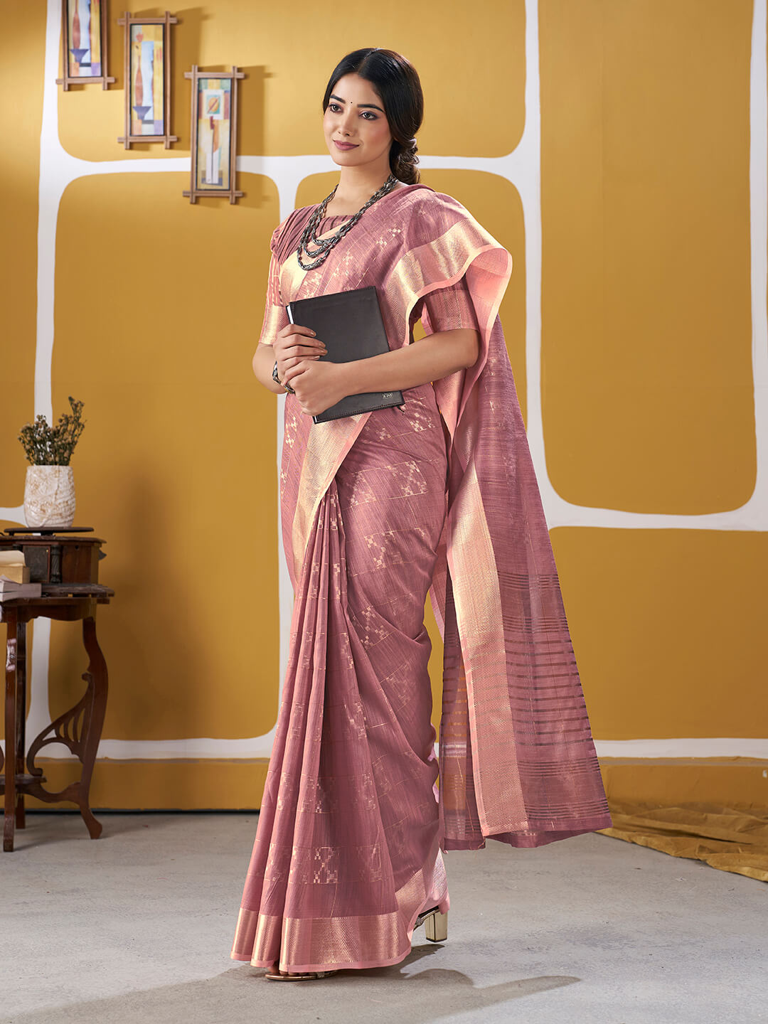 Forbearance Pink Zari Weaving Linen Silk Saree With Felicitous Blouse Piece