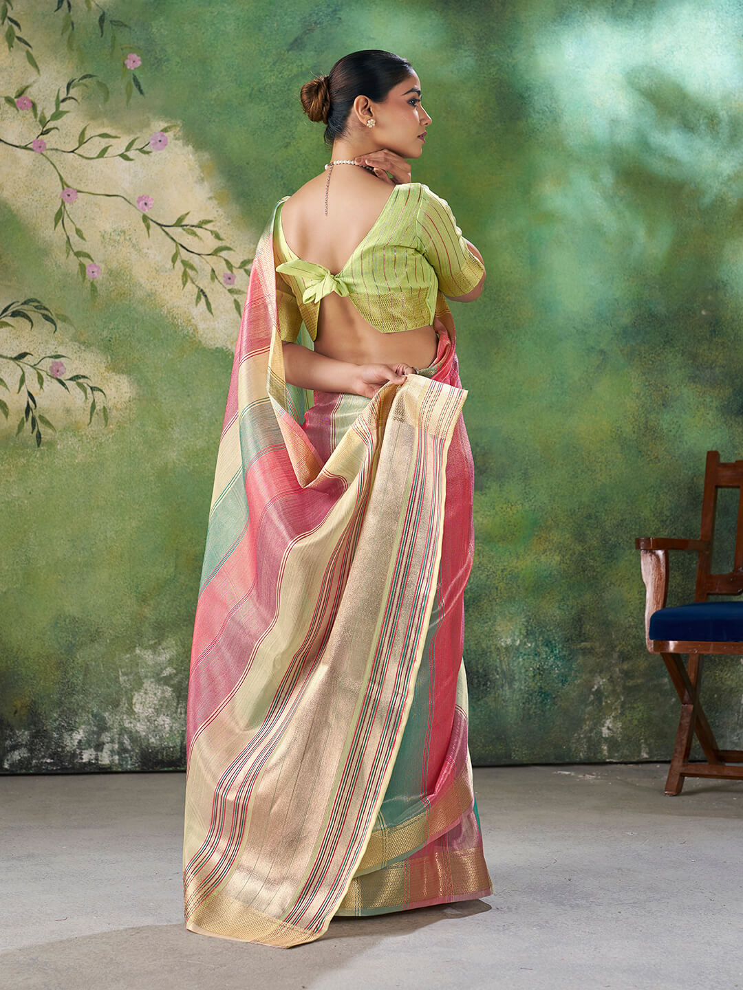 Delectable Multicolor Zari Weaving Linen Silk Saree With Adoring Blouse Piece