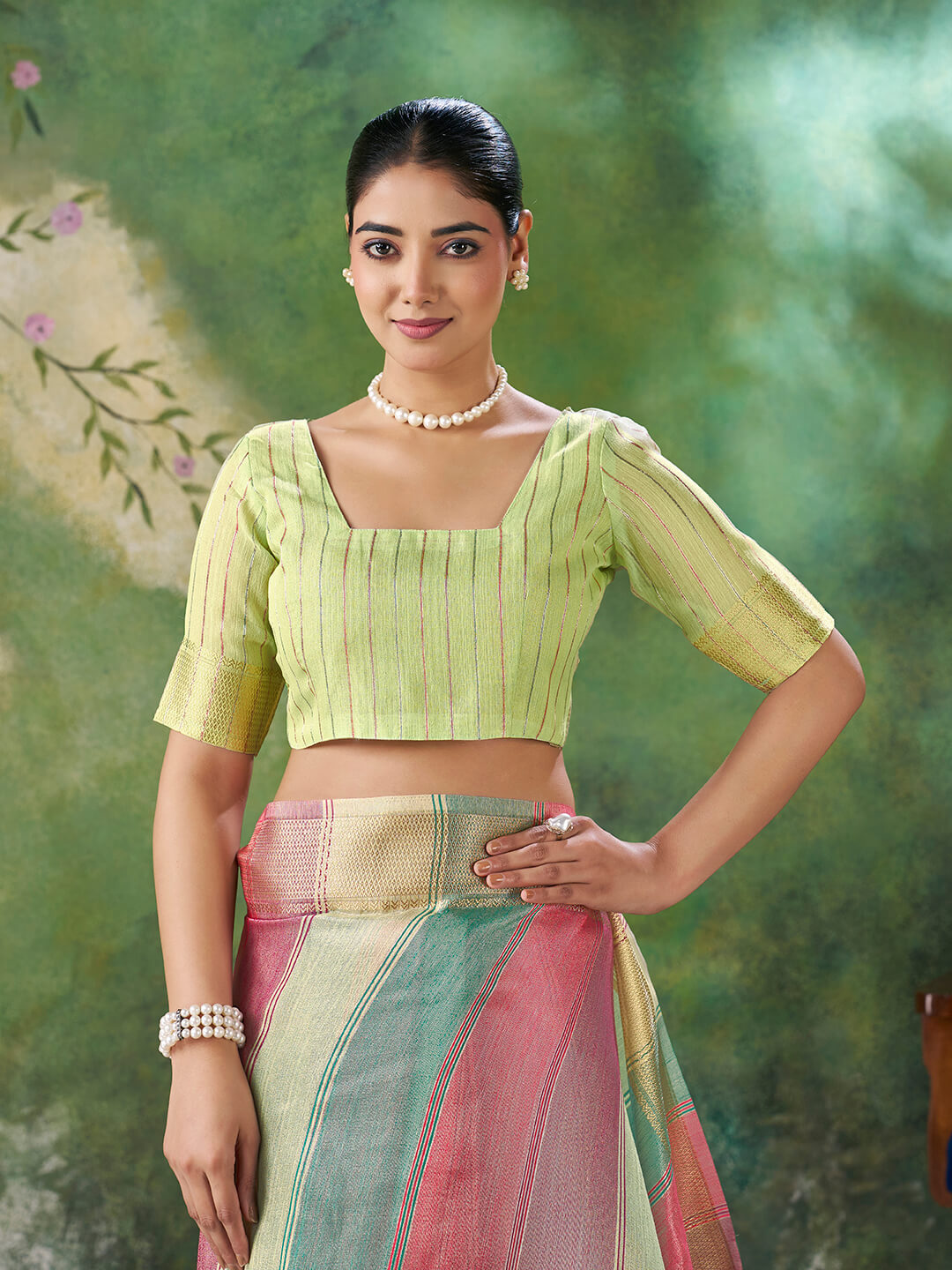 Delectable Multicolor Zari Weaving Linen Silk Saree With Adoring Blouse Piece