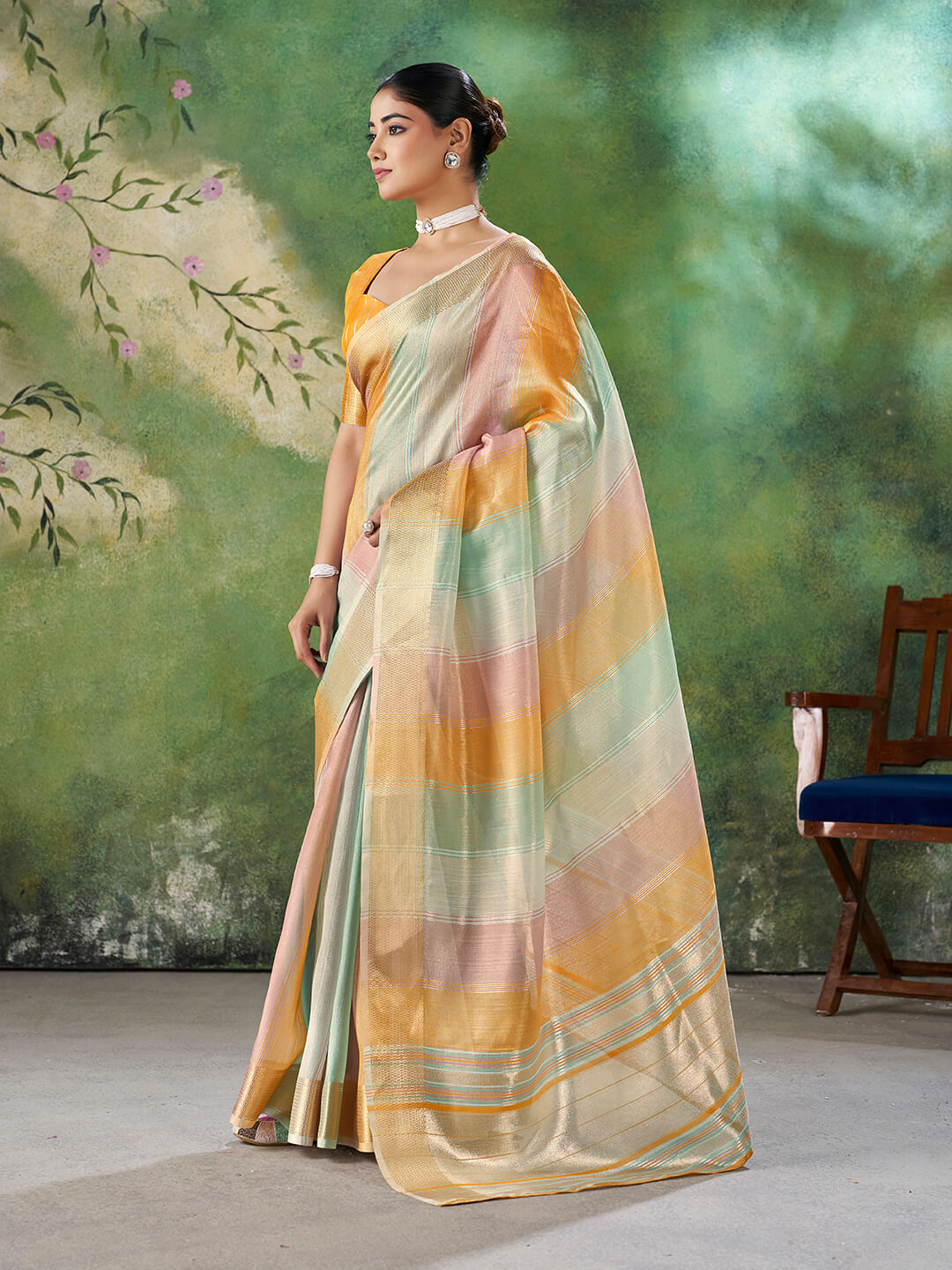 Evanescent Multicolor Zari Weaving Linen Silk Saree With Flaunt Blouse Piece