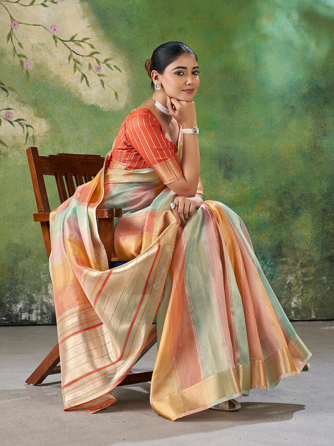 Mesmerising Multicolor Zari Weaving Linen Silk Saree With Enigmatic Blouse Piece