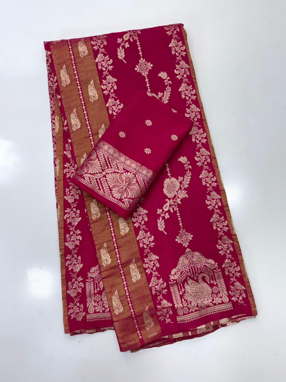 Breathtaking Dark Pink Banarasi Tissue Silk Saree With Desiring Blouse Piece