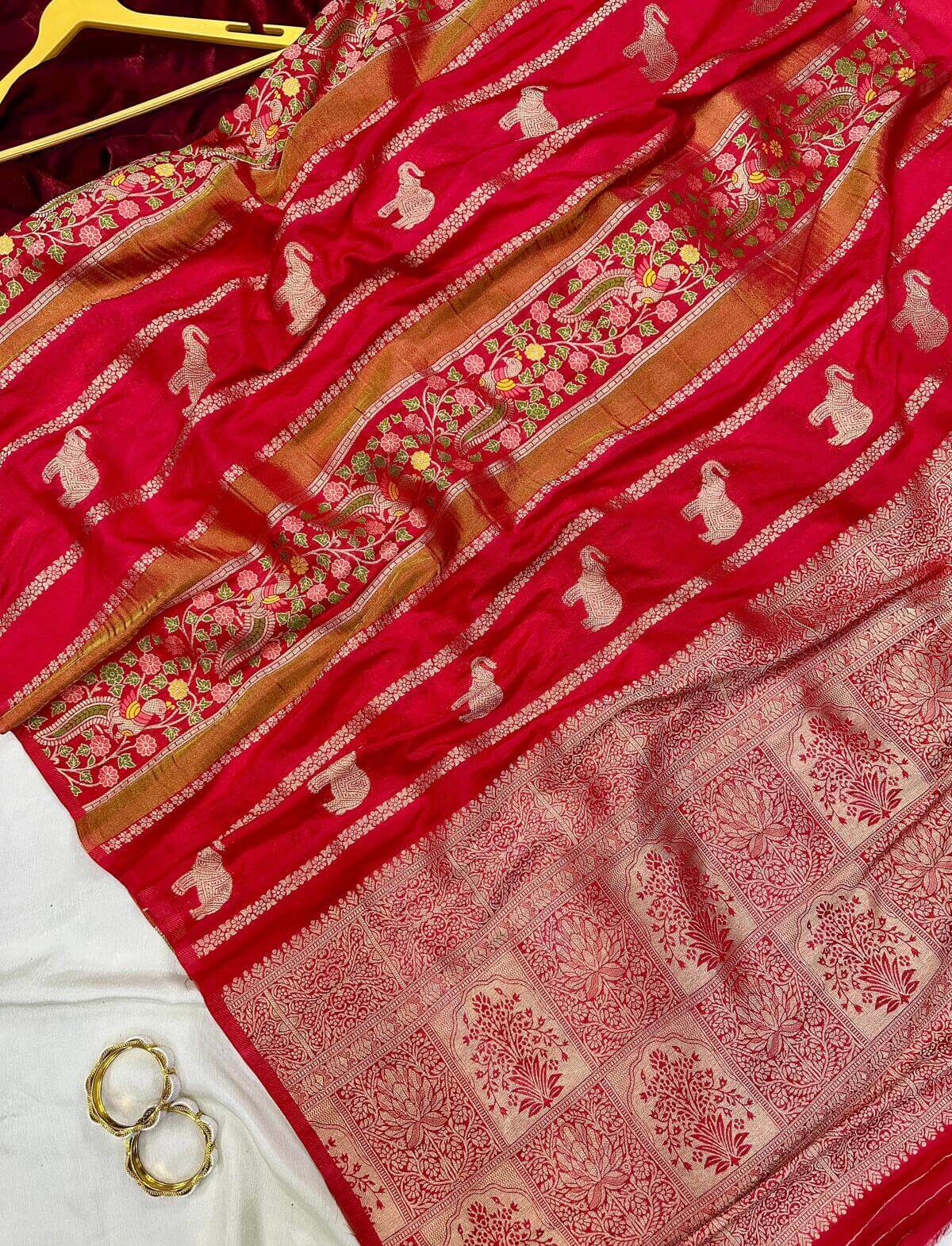Murmurous Red Banarasi Tissue Silk Saree With Sophisticated Blouse Piece
