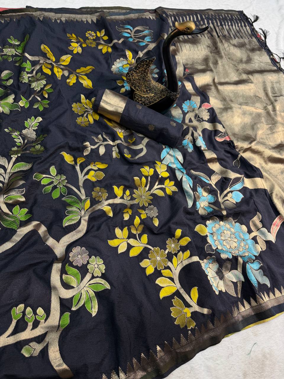 Gleaming Black Khadi Georgette Banarasi Silk Saree With Moiety Blouse Piece