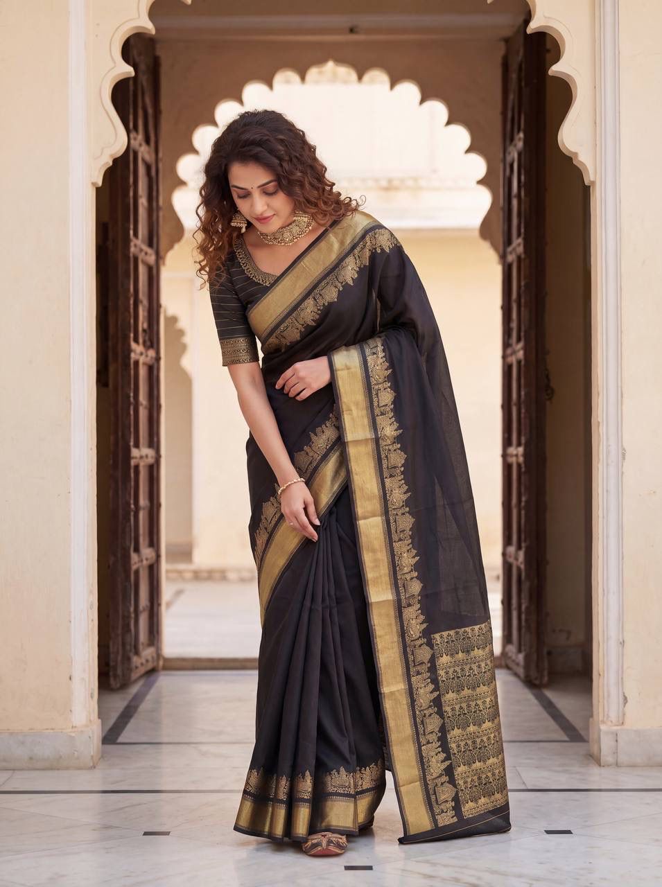 Luxuriant Black Soft Silk Saree With Beleaguer Blouse Piece
