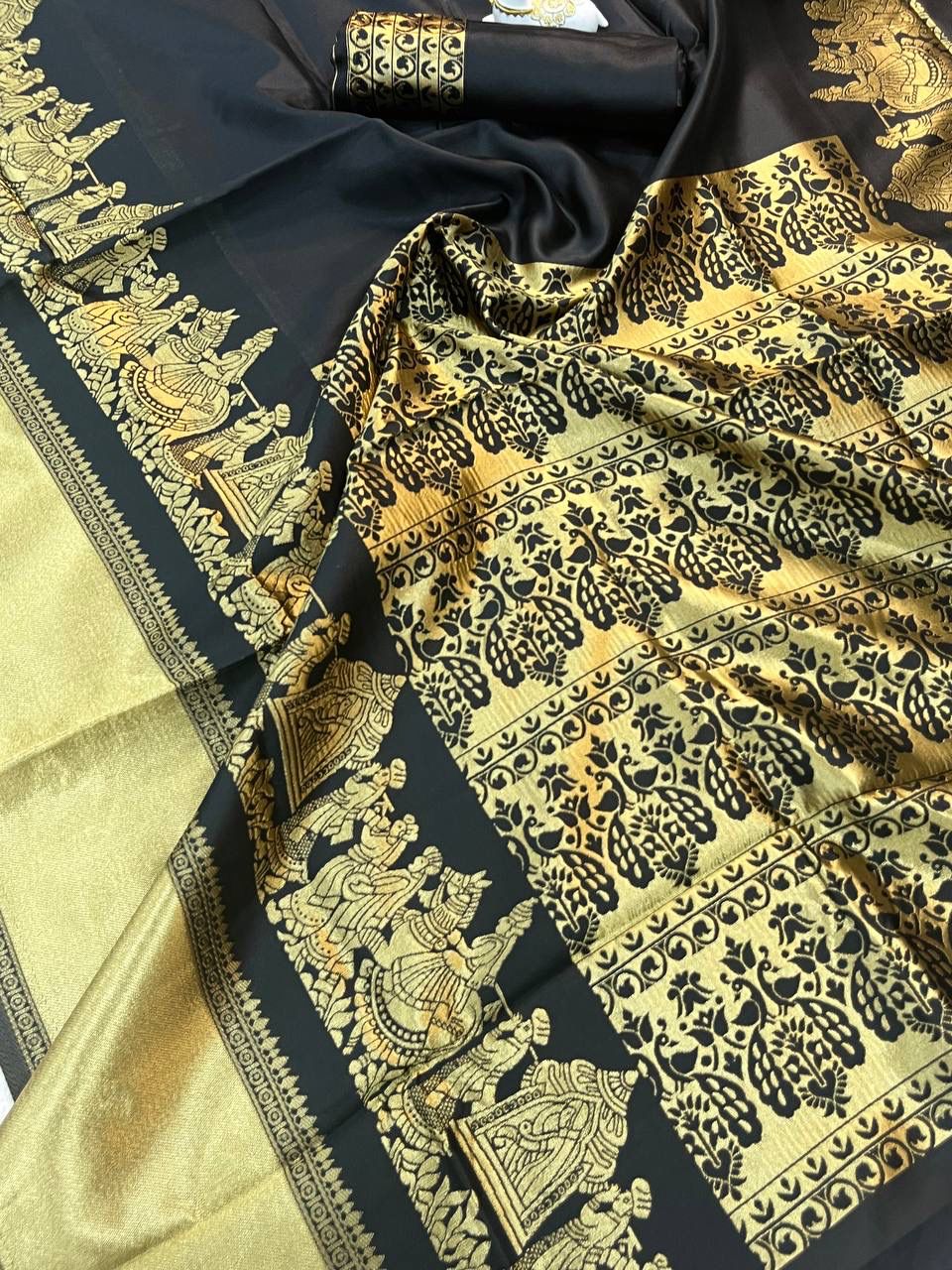 Luxuriant Black Soft Silk Saree With Beleaguer Blouse Piece