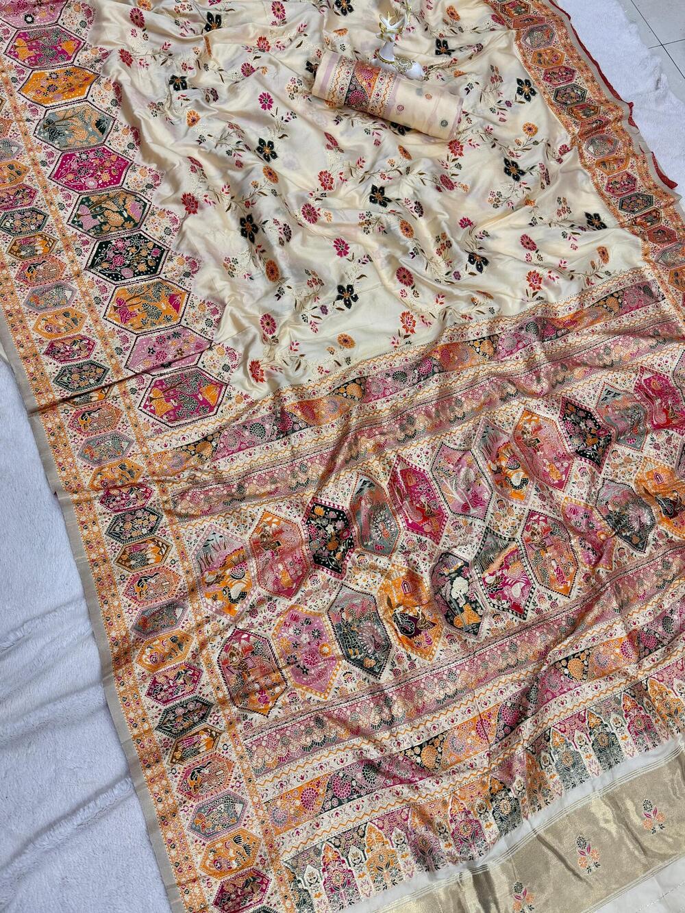 Enamoring Beige Pashmina Silk Saree With Epiphany Blouse Piece