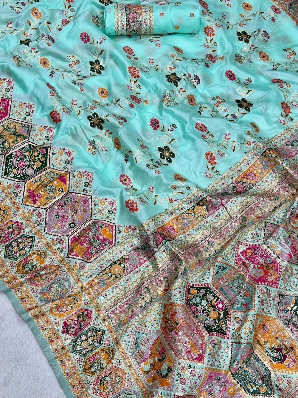 Fairytale Sky Pashmina Silk Saree With Quixotic Blouse Piece