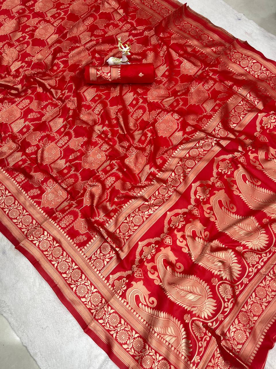 Flaunt Red Soft Silk Saree With Rhapsodic Blouse Piece