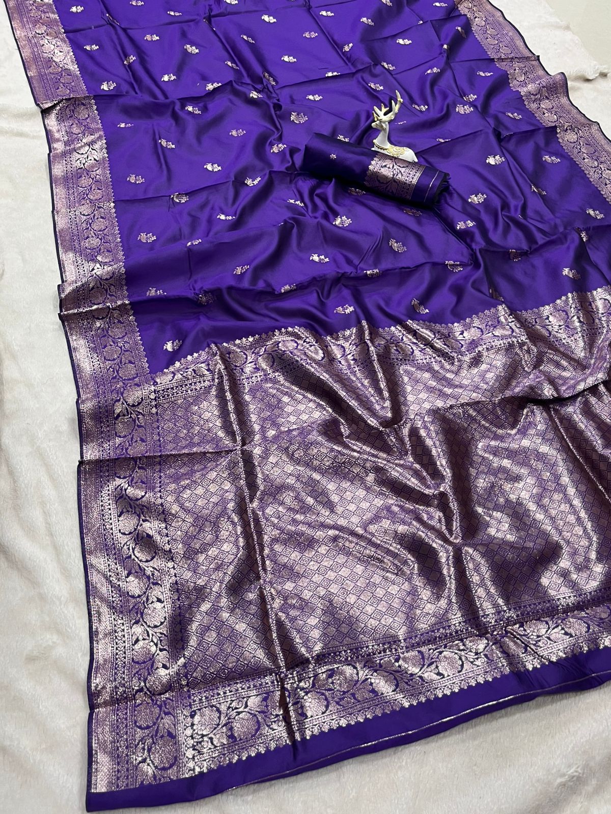 Nectarous Royal Blue Soft Silk Saree With Snazzy Blouse Piece
