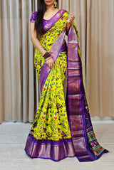 Engrossing Parrot Digital Printed Soft Silk Saree With Hypnotic Blouse Piece