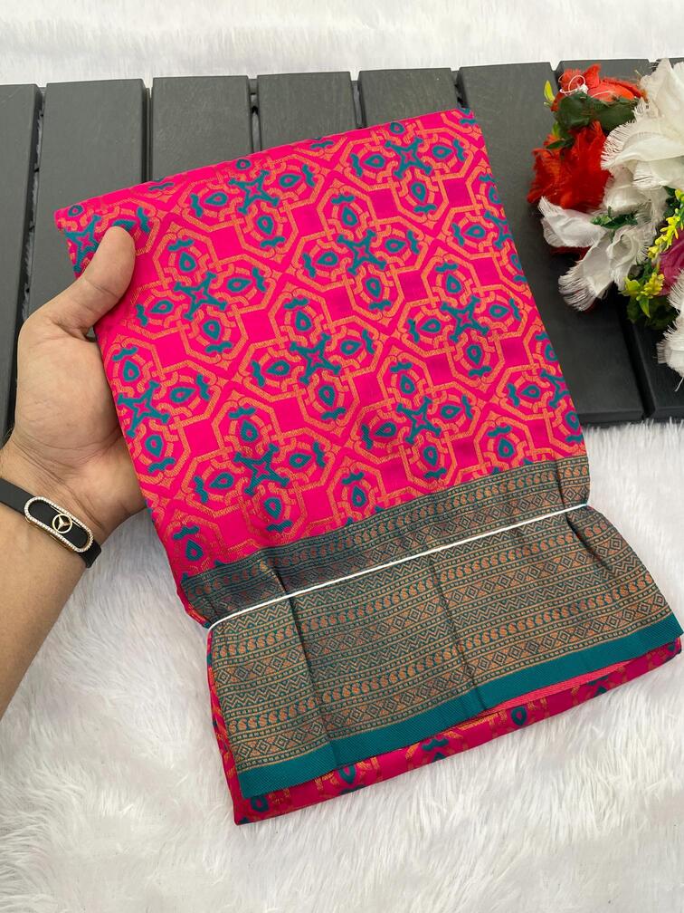 Intricate Dark Pink Soft Banarasi Silk Saree With Desiring Blouse Piece