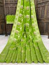 Divine Parrot Banarasi Dola Silk Saree With Dulcet Blouse Piece