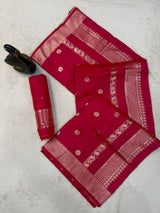 Conflate Dark Pink Pure Zari Weaving Banarasi Silk Saree With Scrupulous Blouse Piece