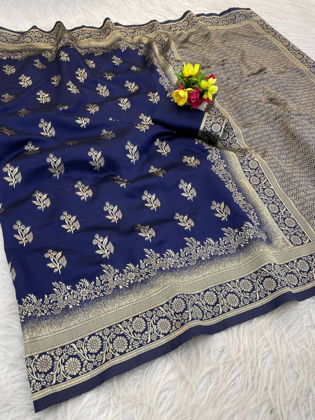Profuse Navy Blue Soft Silk Saree With Seraglio Blouse Piece