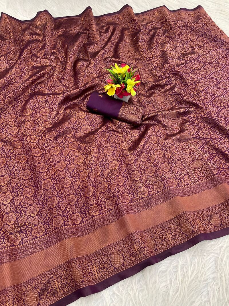 Denouement Purple Soft Silk Saree With Epiphany Blouse Piece
