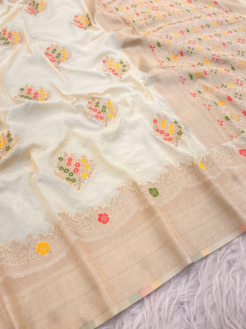 Smart Beige Banarasi Georgette Silk Saree With Marvellous Blouse Piece