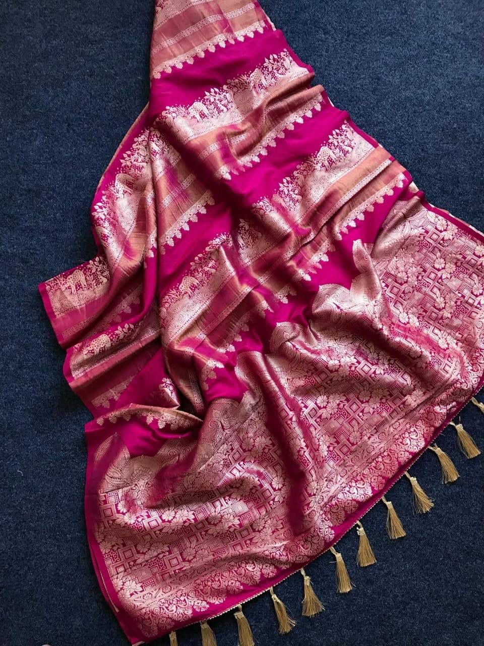 Majesty Dark Pink Banarasi Dola Silk Saree With Fancifull Blouse Piece