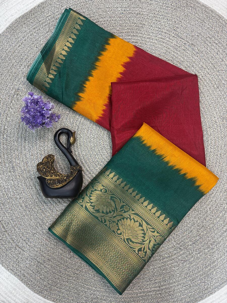 Hypnotic Maroon Banarasi Dola Silk Saree With Eloquence Blouse Piece
