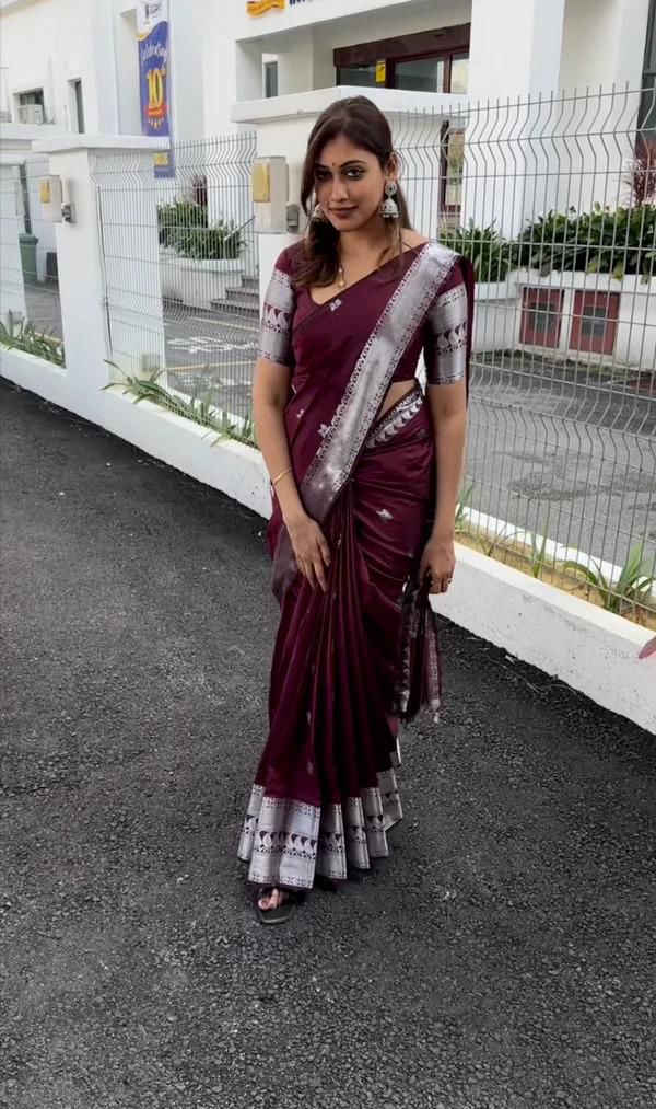 Beleaguer Wine Soft Silk Saree With Staring Blouse Piece