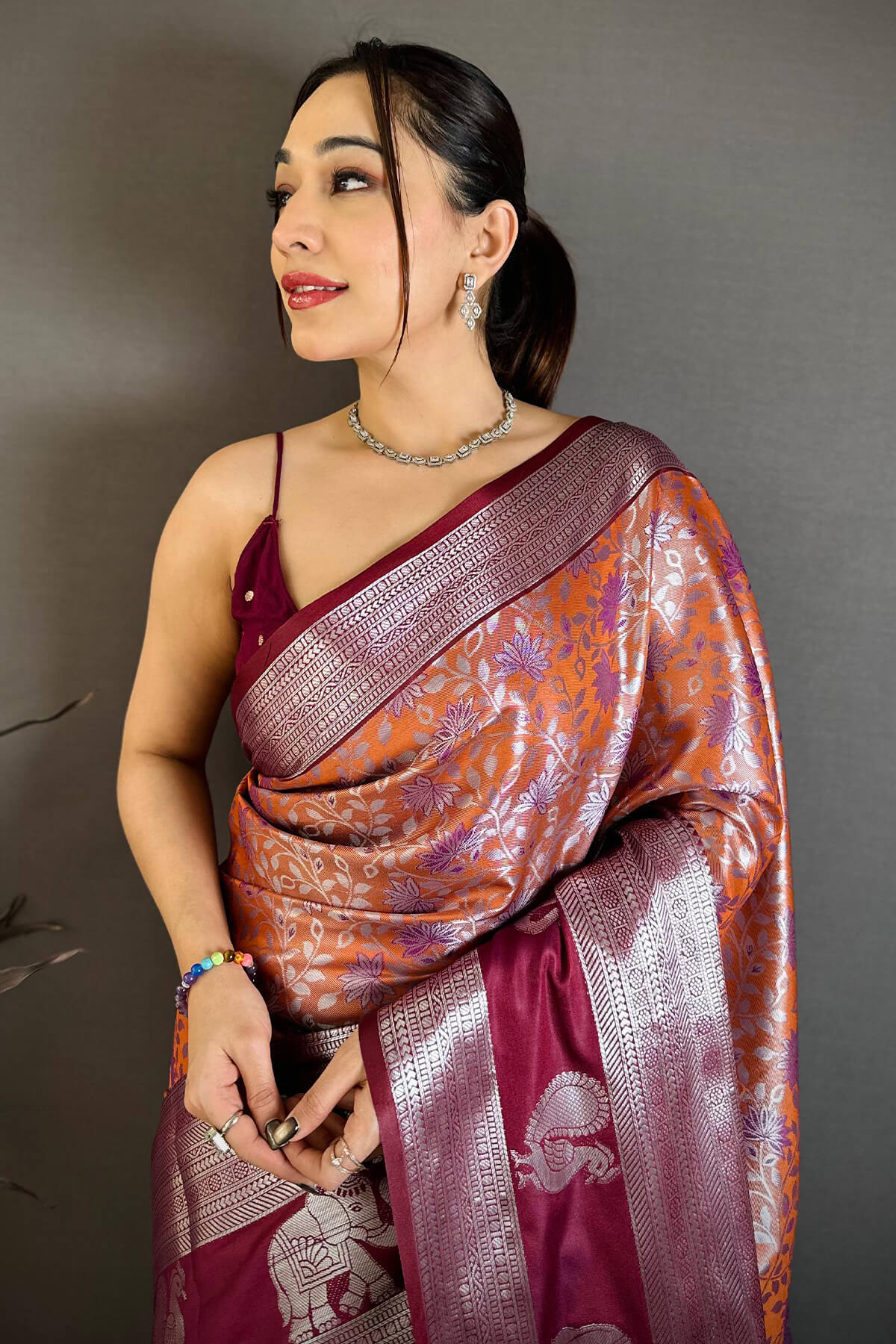 Beauteous Orange Kanjivaram Silk Saree With Scrumptious Blouse Piece