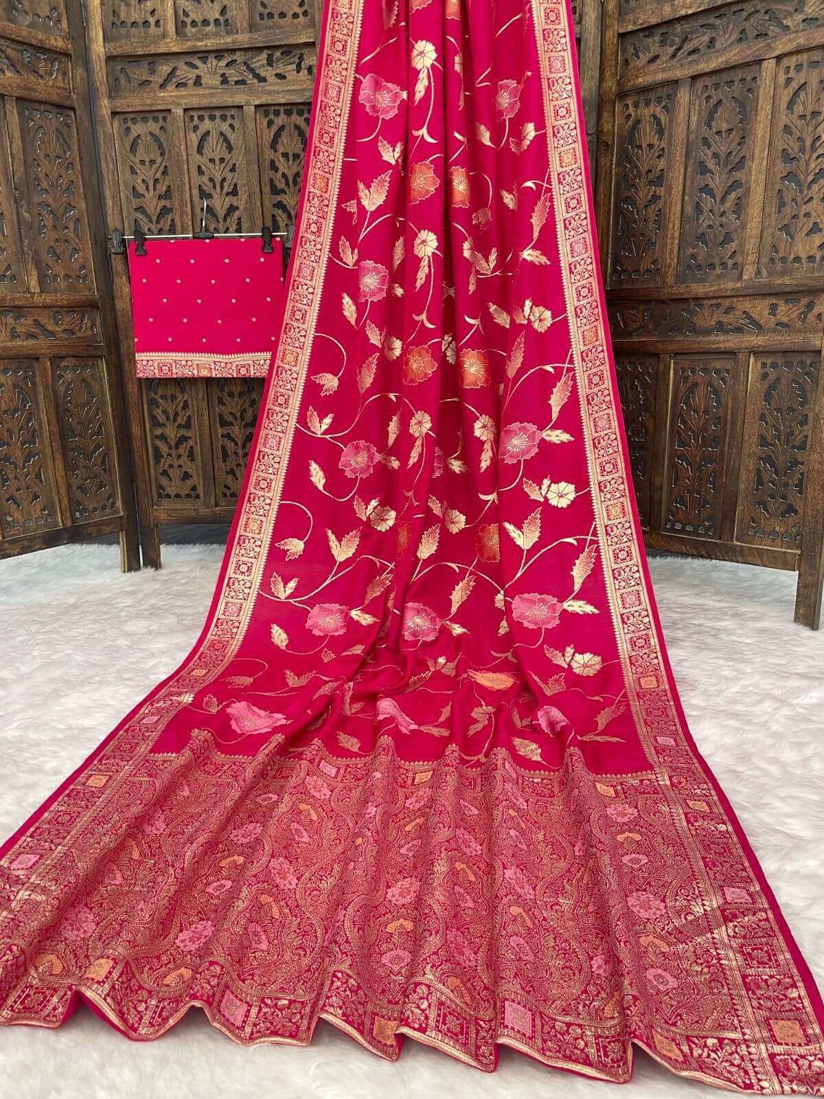 Most Flattering Dark Pink Banarasi Dola Silk Saree With Desultory Blouse Piece