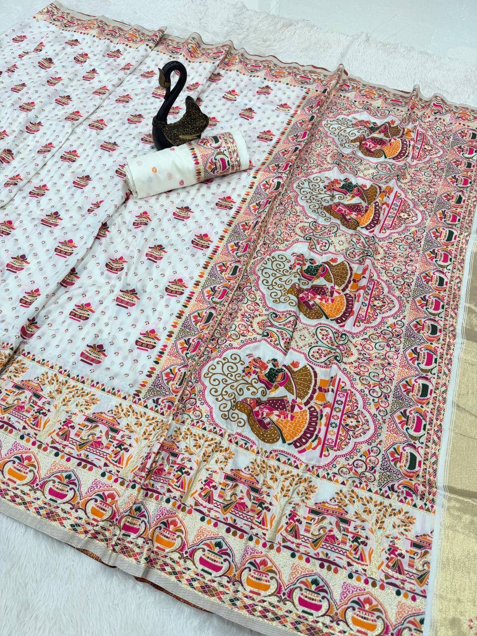 Ebullience Off White Pashmina Saree With Surpassing Blouse Piece