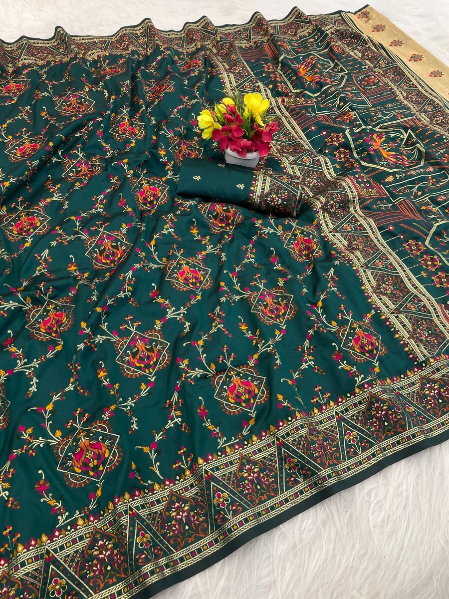 Dissemble Dark Green Pashmina Saree With Chatoyant Blouse Piece